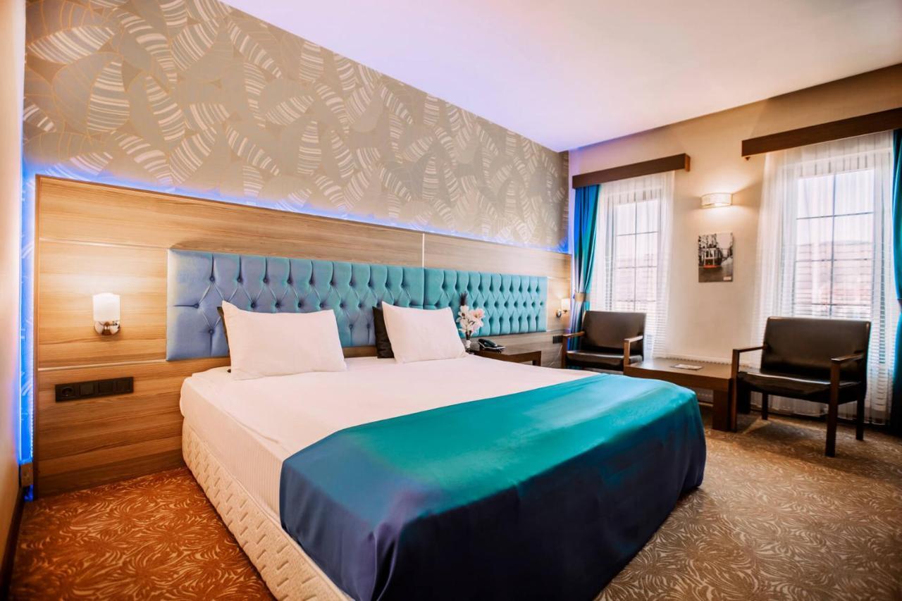 Highway Otel Elmalık Екстериор снимка