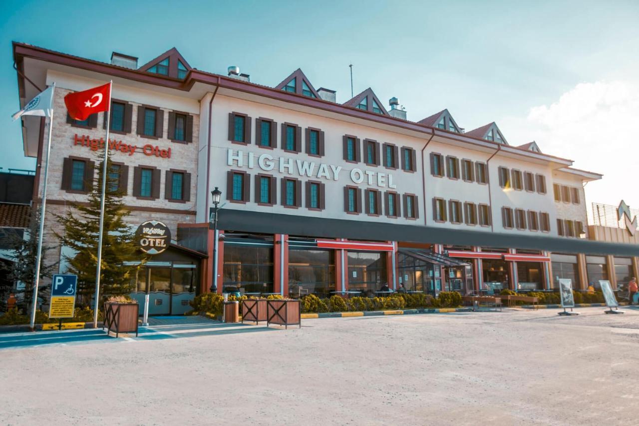 Highway Otel Elmalık Екстериор снимка