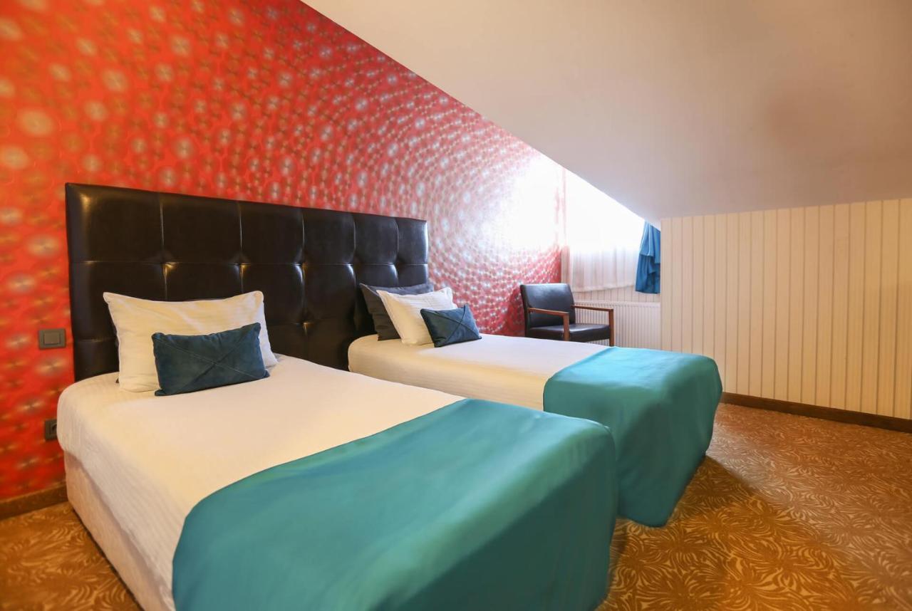 Highway Otel Elmalık Екстериор снимка